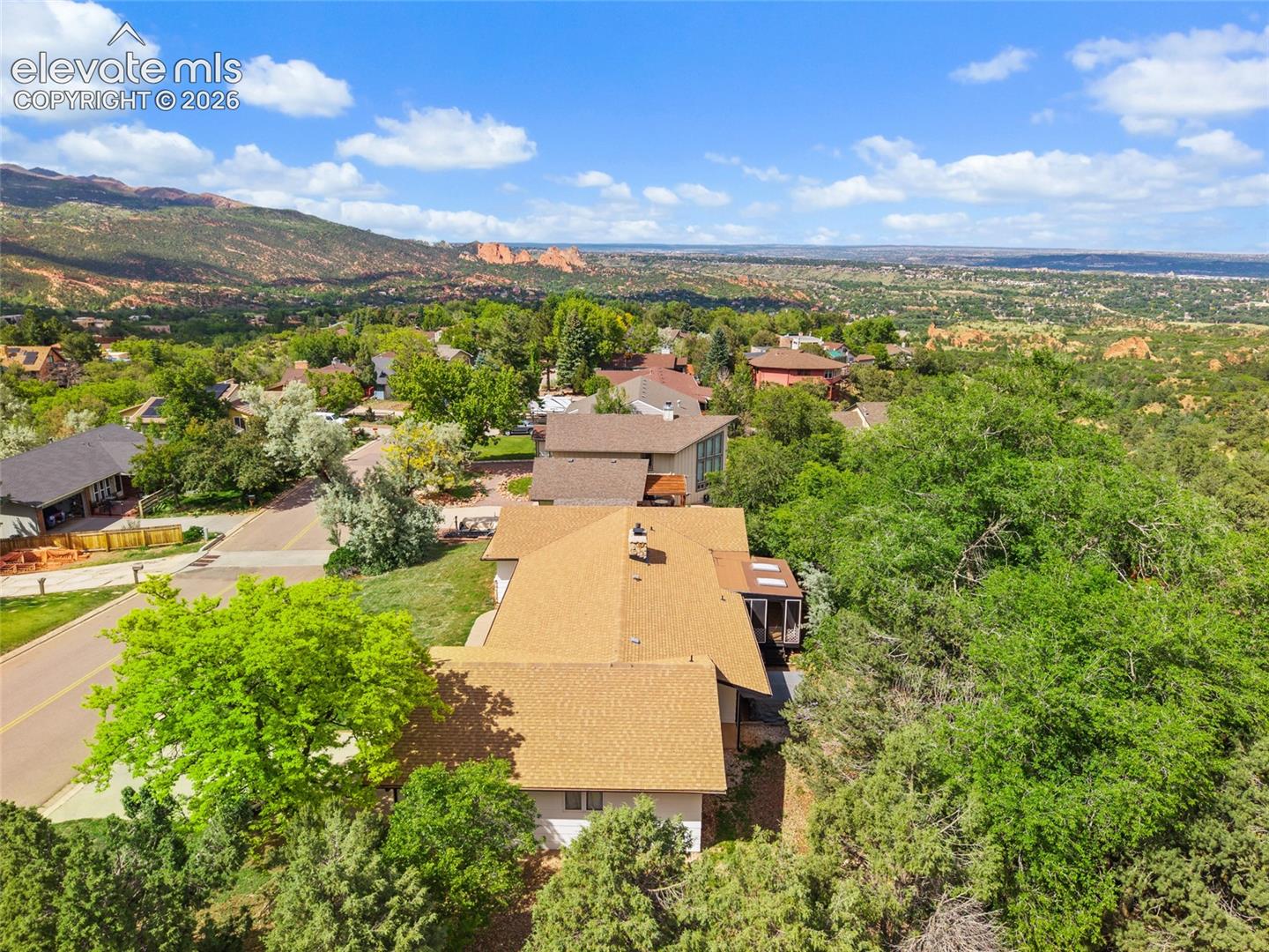 483 Crystal Hills Boulevard