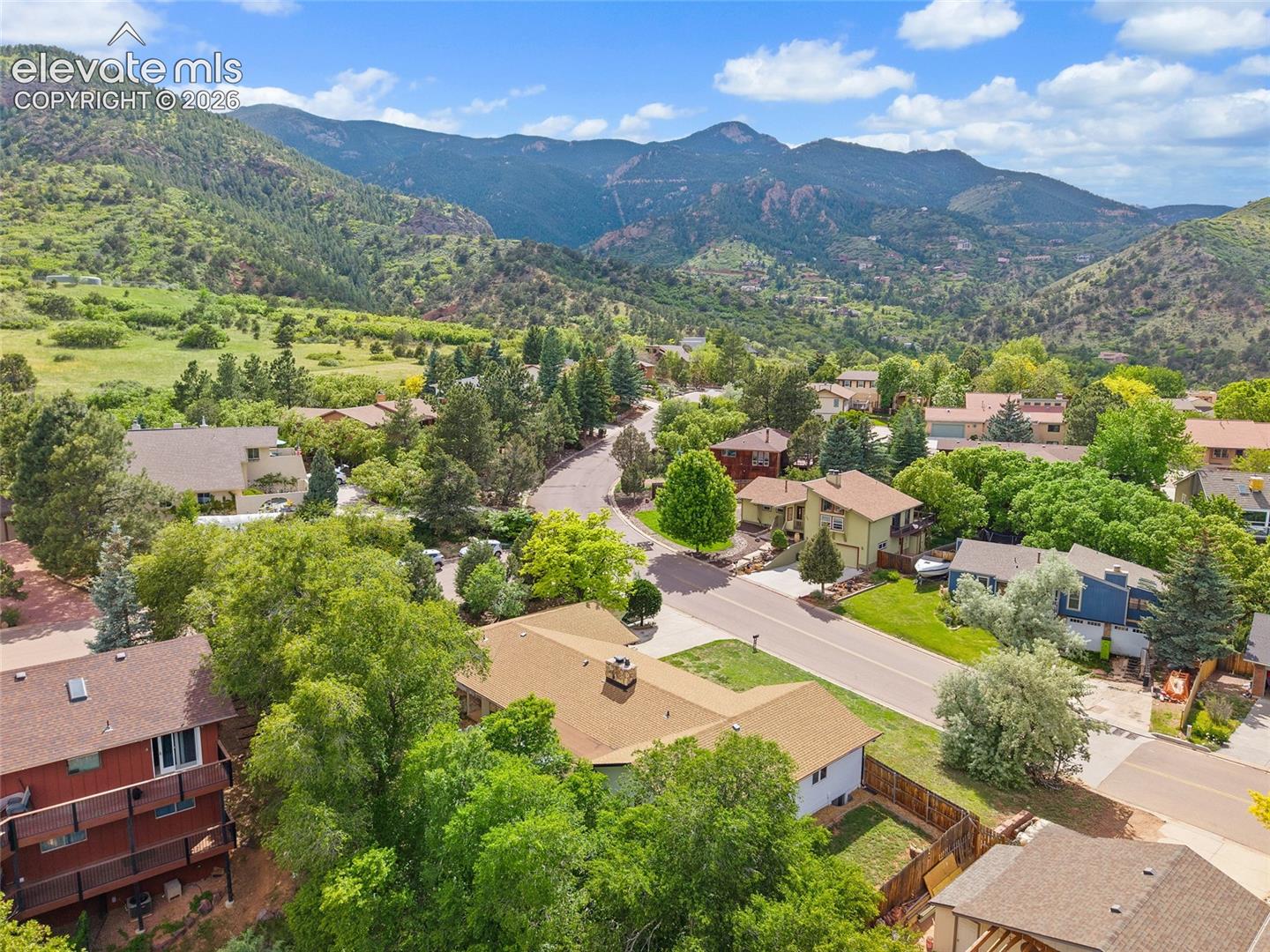 483 Crystal Hills Boulevard