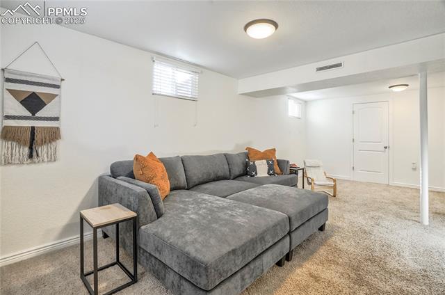 1633 N Chestnut Street