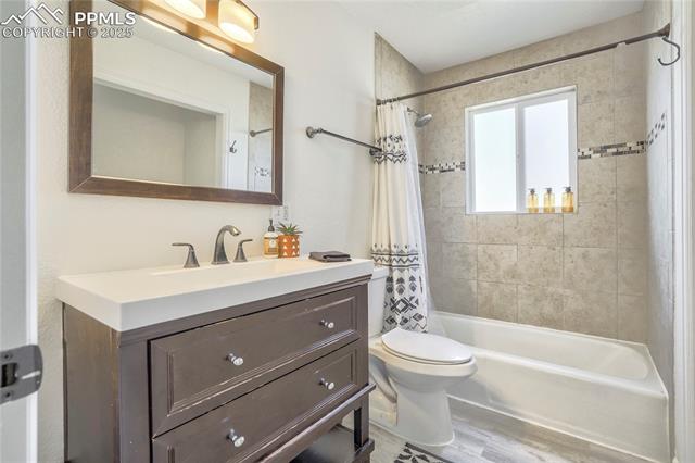 1633 N Chestnut Street