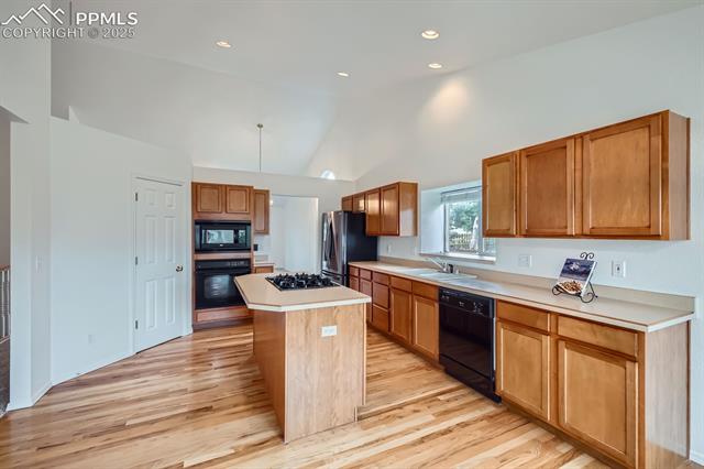 5570 Flag Way