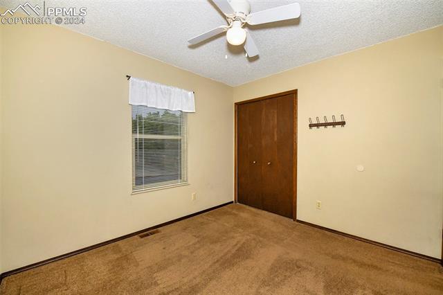 4260 Loch Lomond Lane