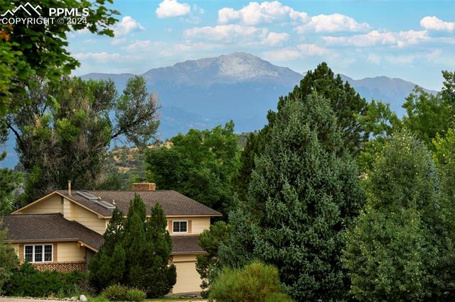 4260 Loch Lomond Lane