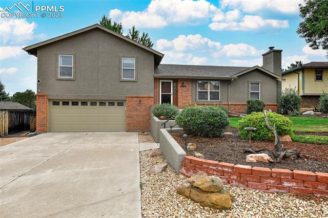 4260 Loch Lomond Lane
