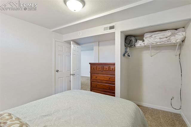 3238 E La Salle Street