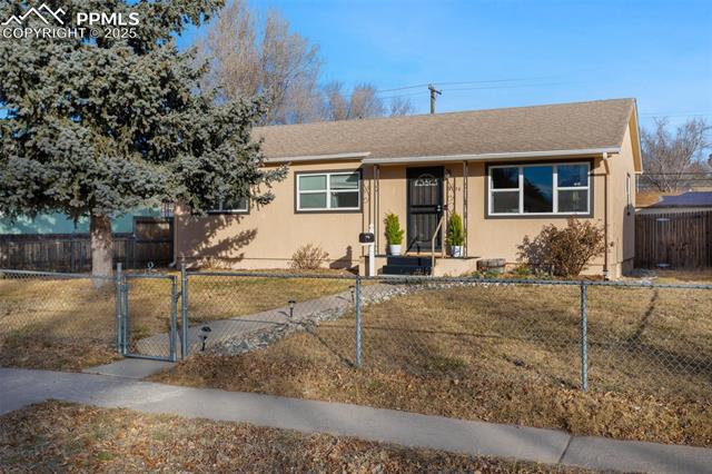 3238 E La Salle Street