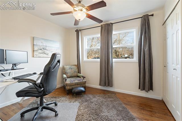 3238 E La Salle Street