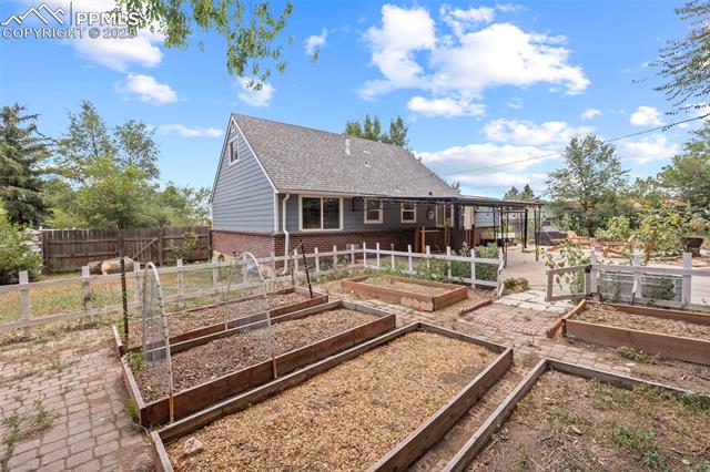 514 Loomis Circle