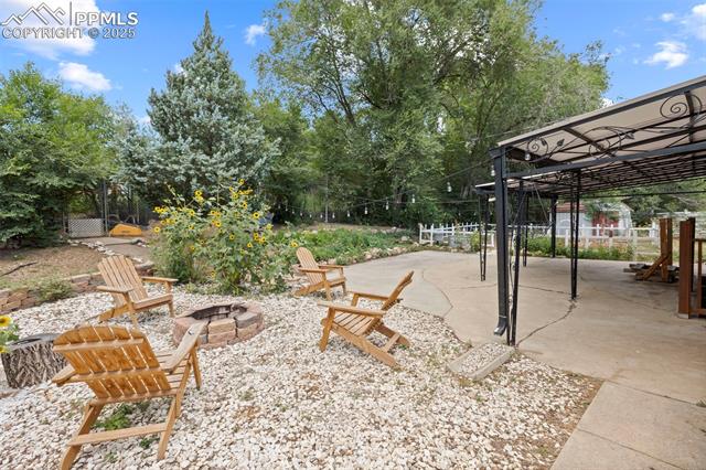 514 Loomis Circle