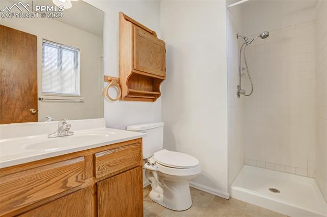 1528 N Corona Street