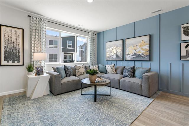 2032 Peridot Loop Heights