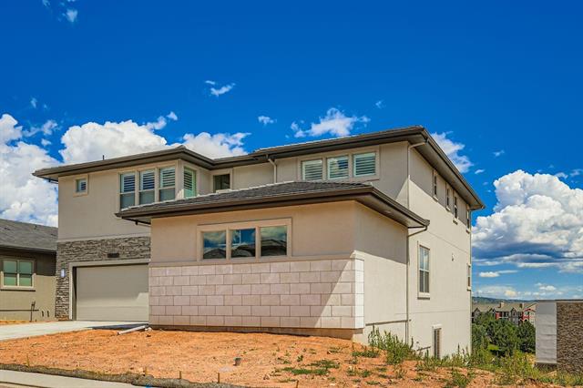 3425 Crest Hollow View