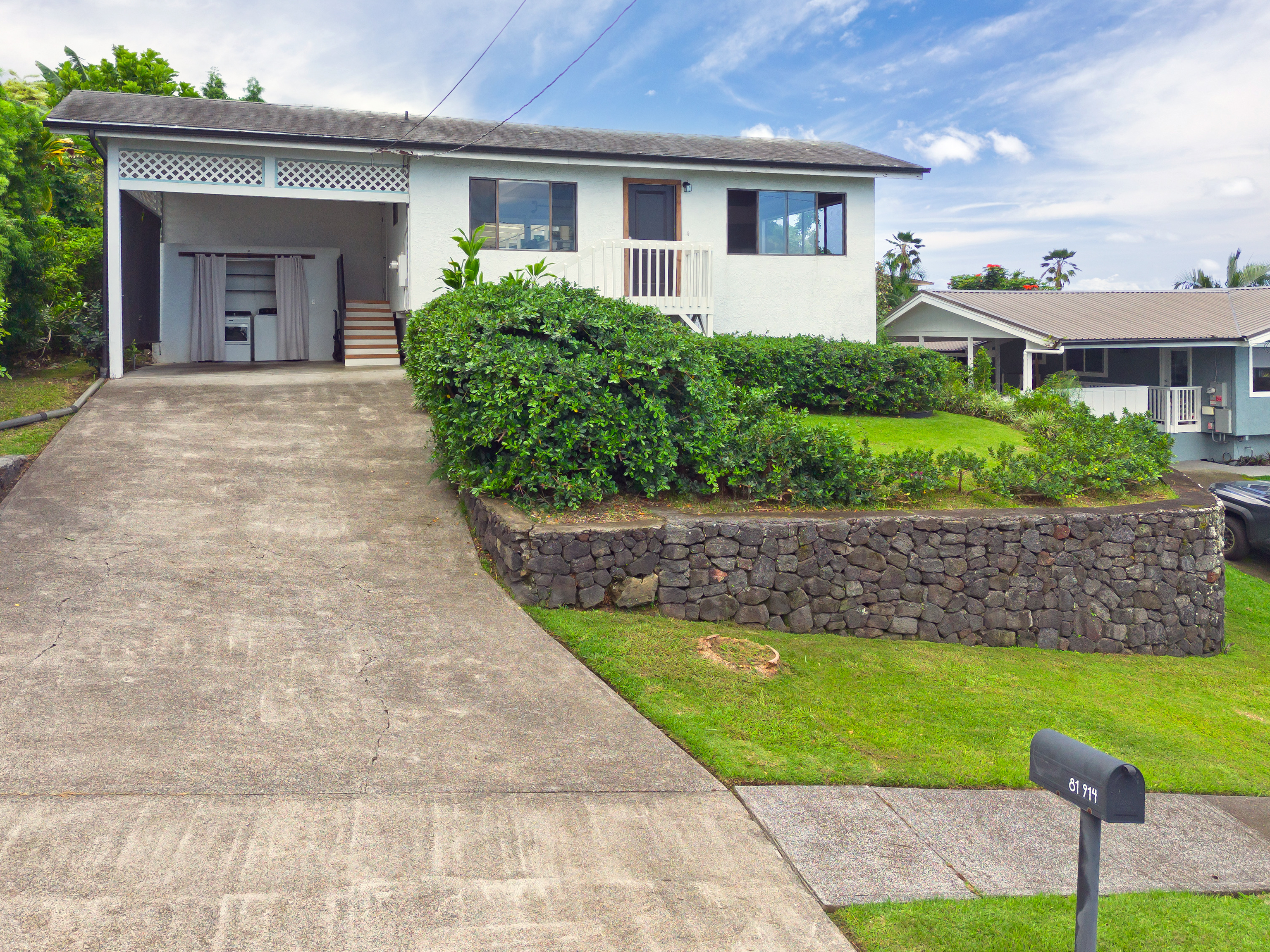 81-914 HALEKII ST