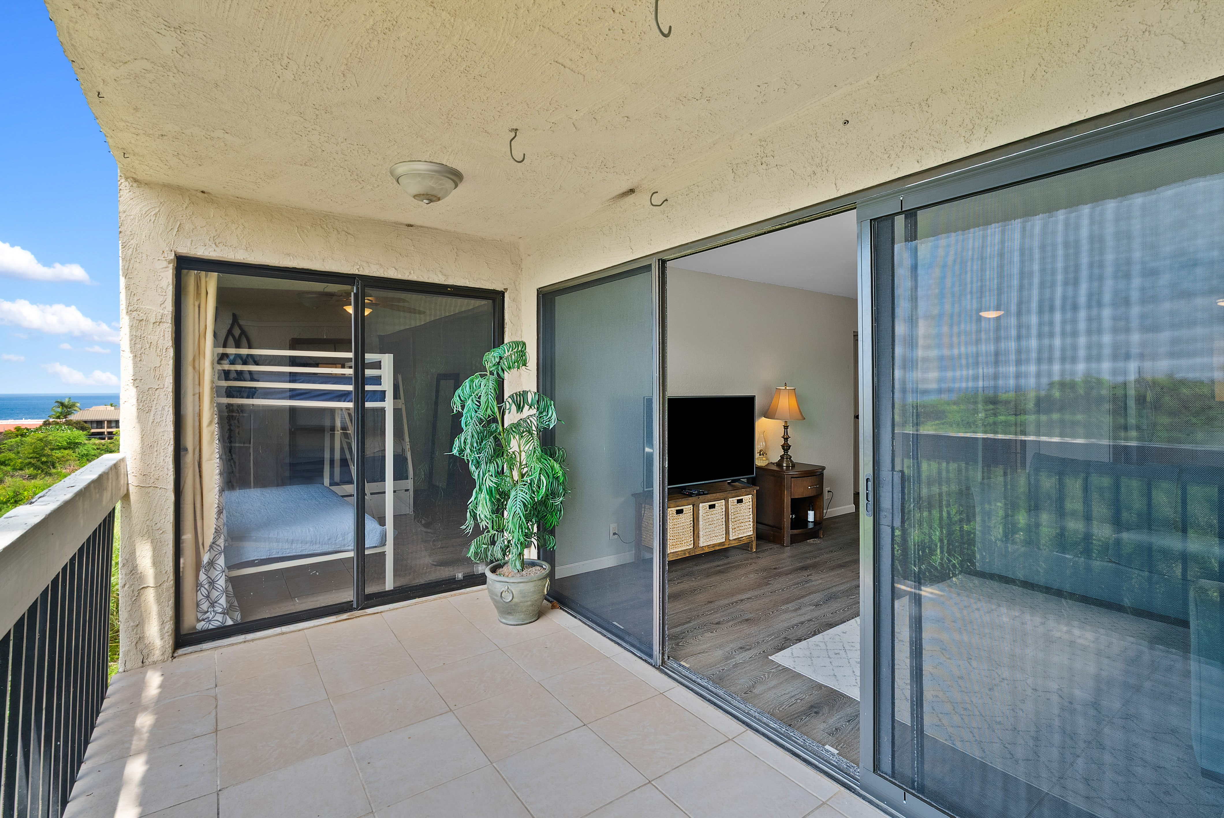 75-5863 KUAKINI HIGHWAY 108