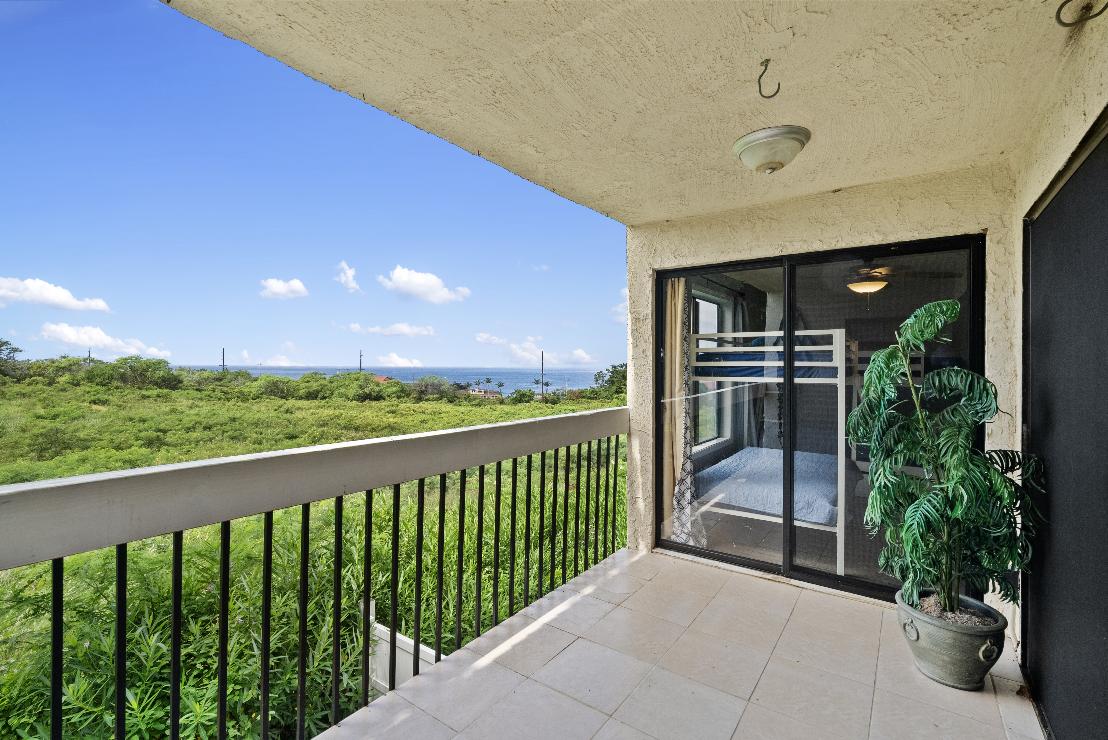 75-5863 KUAKINI HIGHWAY 108