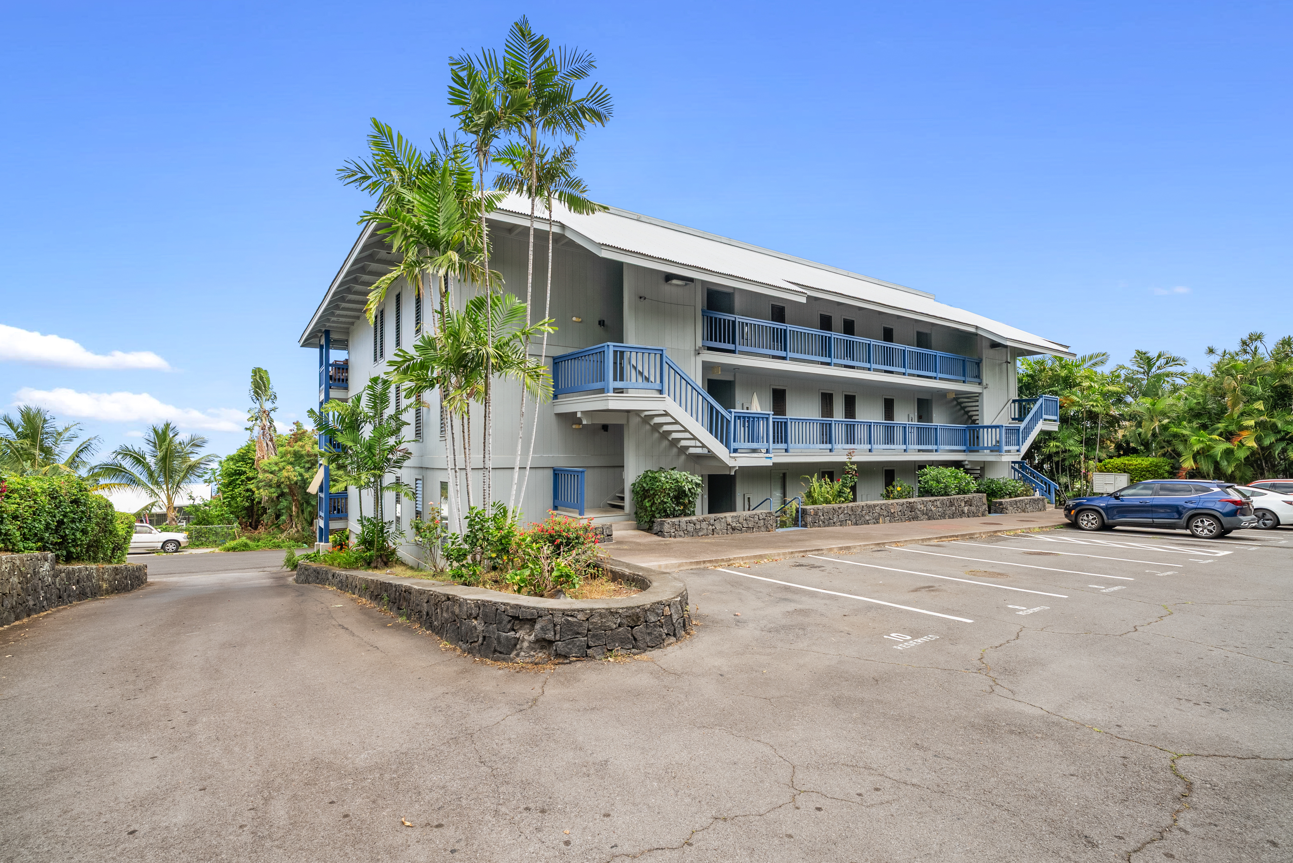 77-6581 SEAVIEW CIRCLE 2C