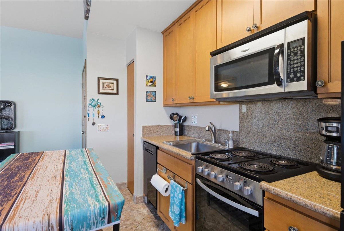 78-216 MAKOLEA ST 24
