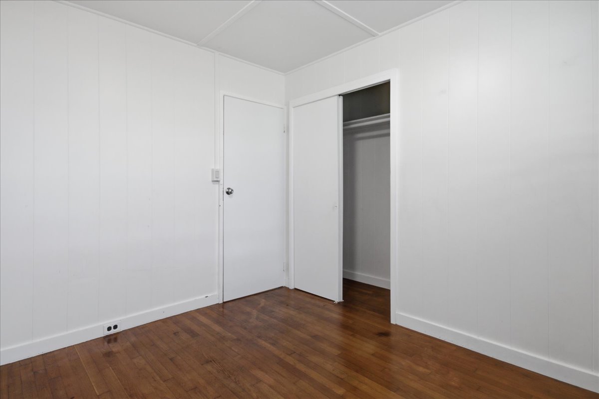 82 MALIA ST