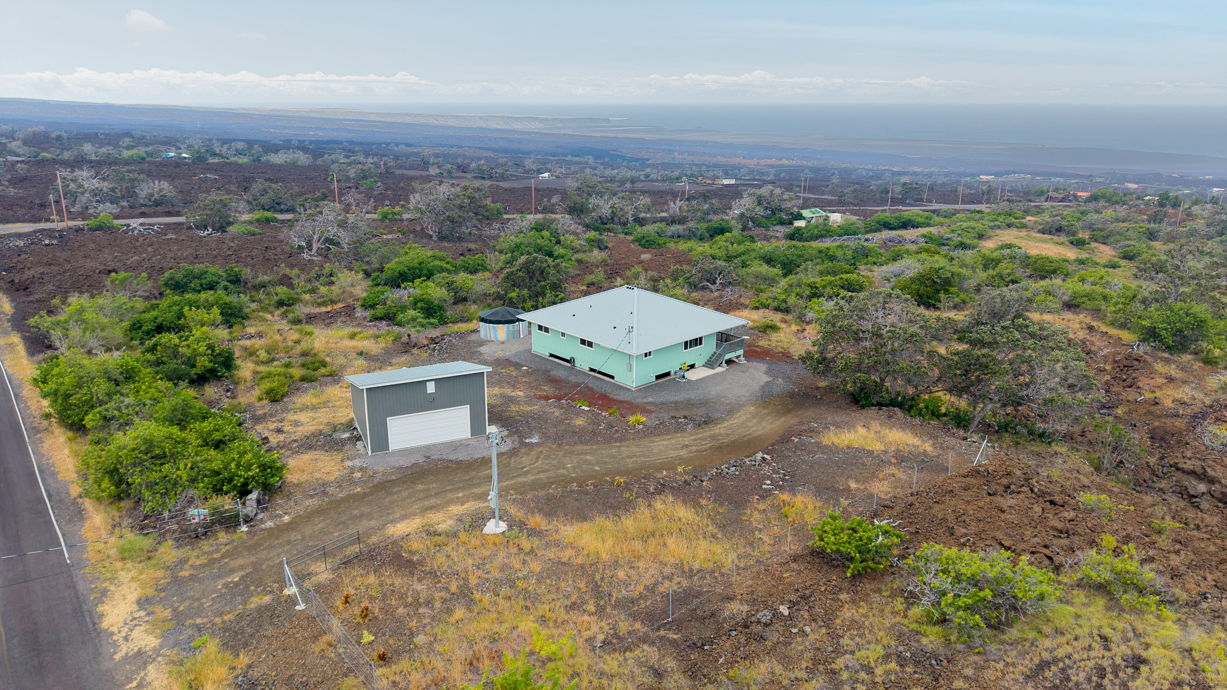 92-8373 MAILE DR