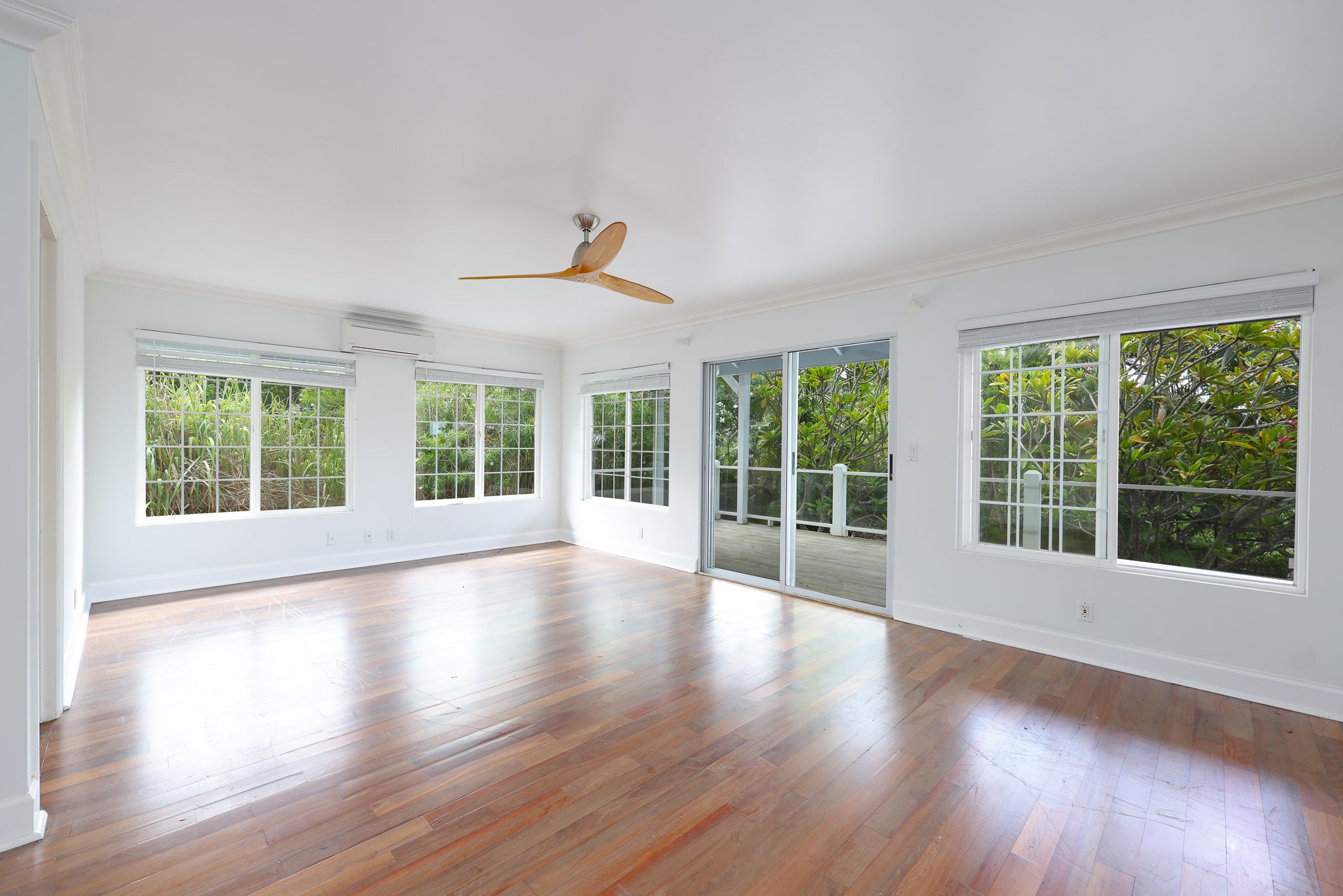 73-1208 HIOLANI ST
