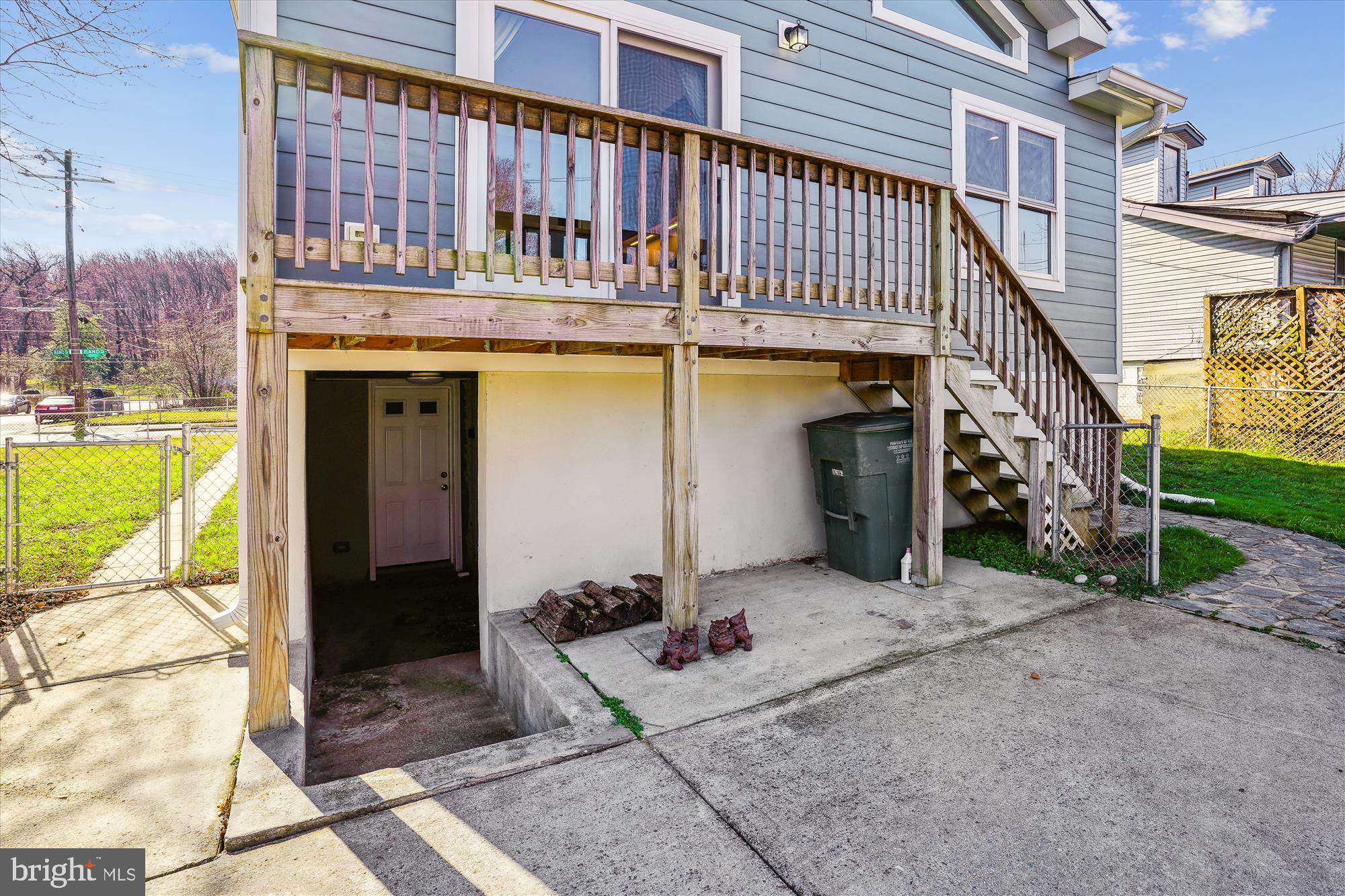 2122 RAND PLACE NE