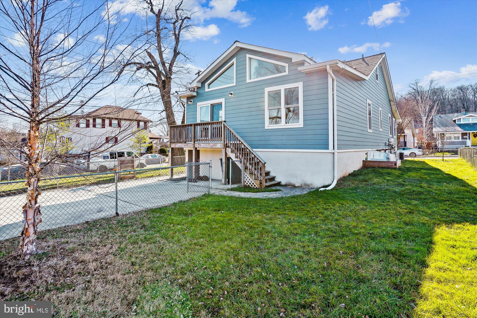 2122 RAND PLACE NE