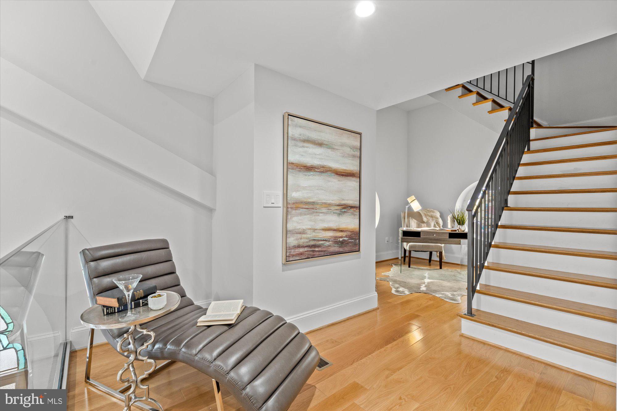 819 D STREET NE 34