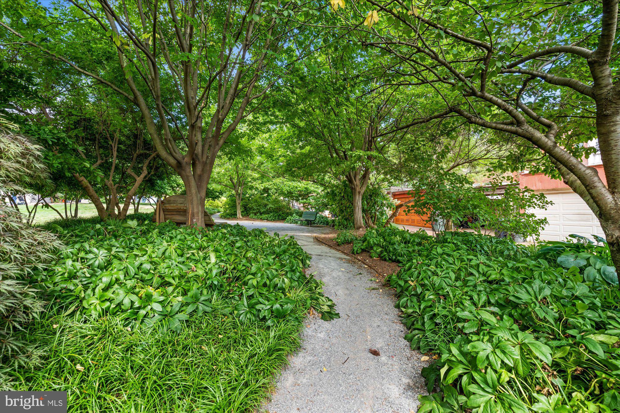 25 U STREET NW 2