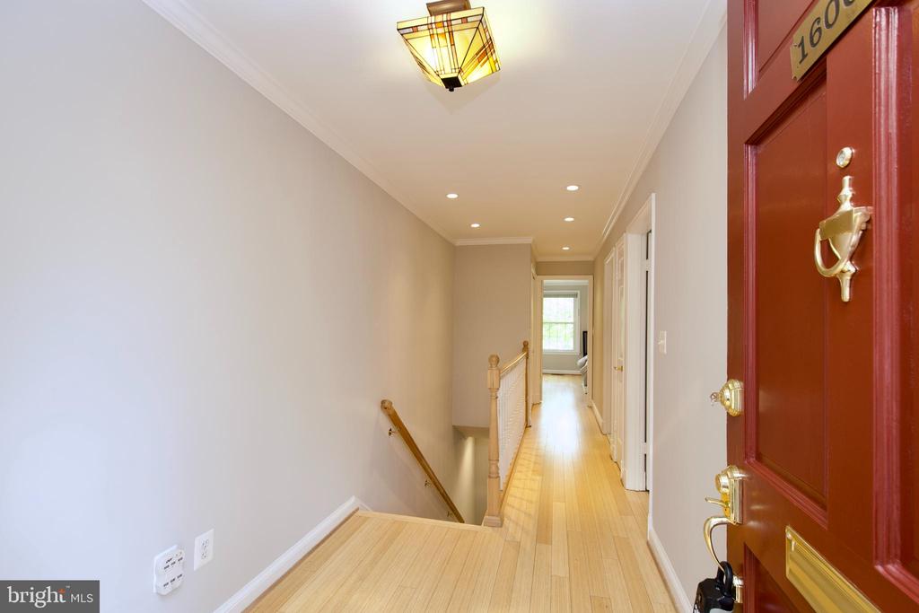 1600 BEEKMAN PLACE D NW D