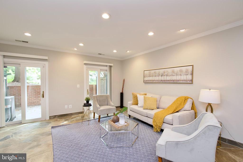 1600 BEEKMAN PLACE D NW D
