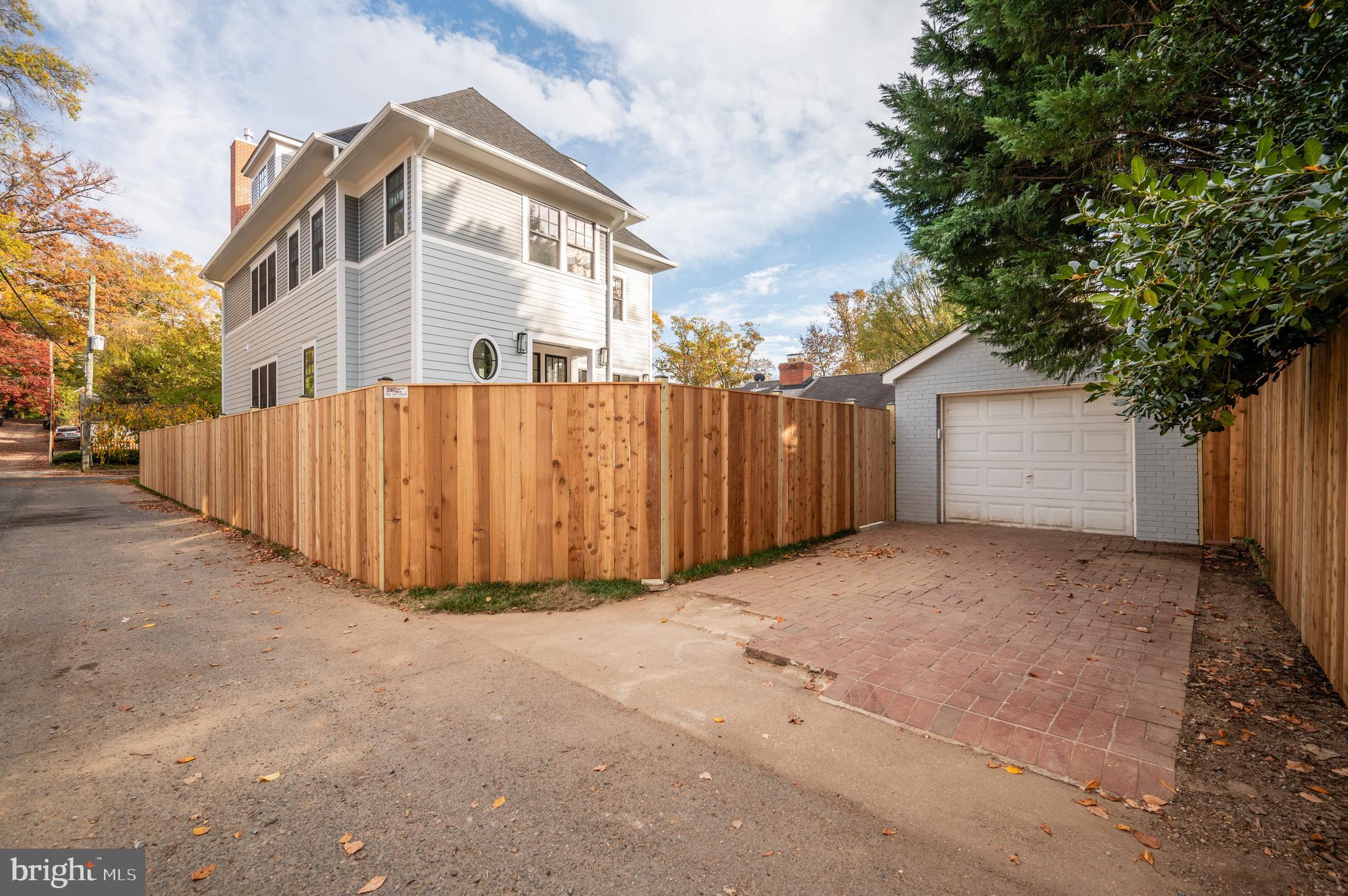 4500 48TH STREET NW