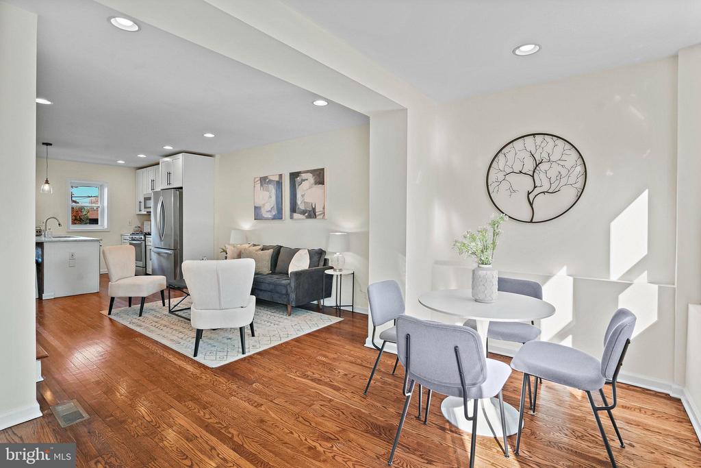 130 33RD STREET NE