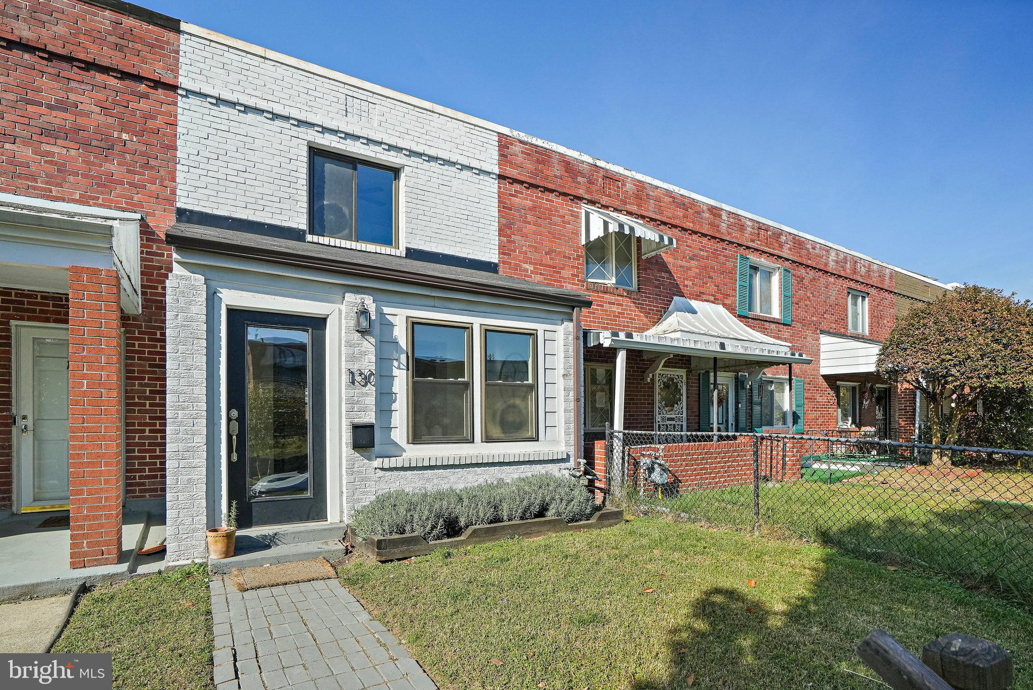 130 33RD STREET NE