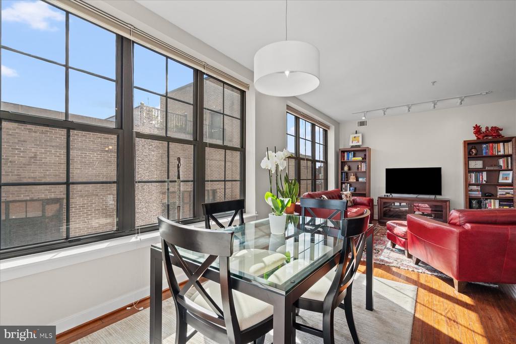 2412 17TH STREET NW 402
