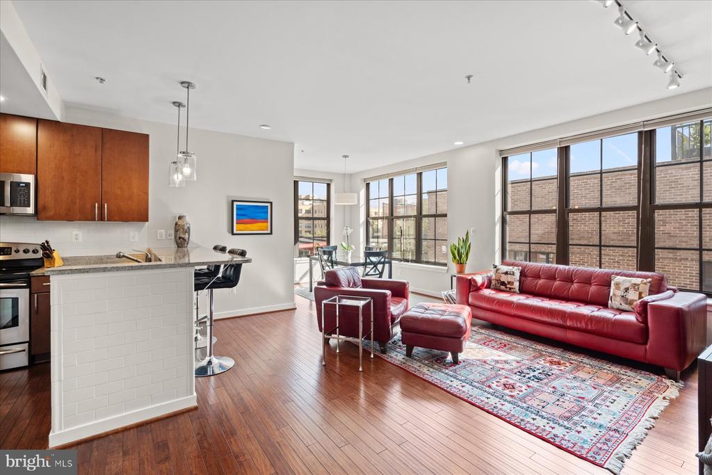 2412 17TH STREET NW 402