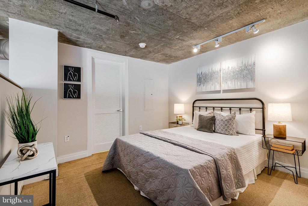 301 MASSACHUSETTS AVENUE NW 804