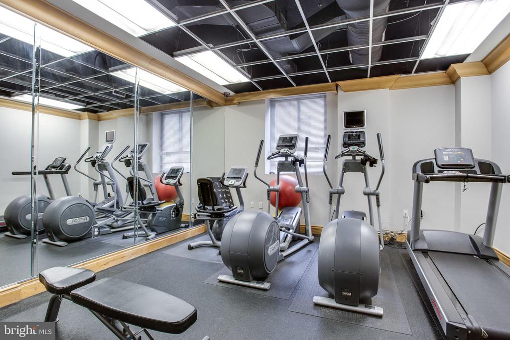301 MASSACHUSETTS AVENUE NW 804