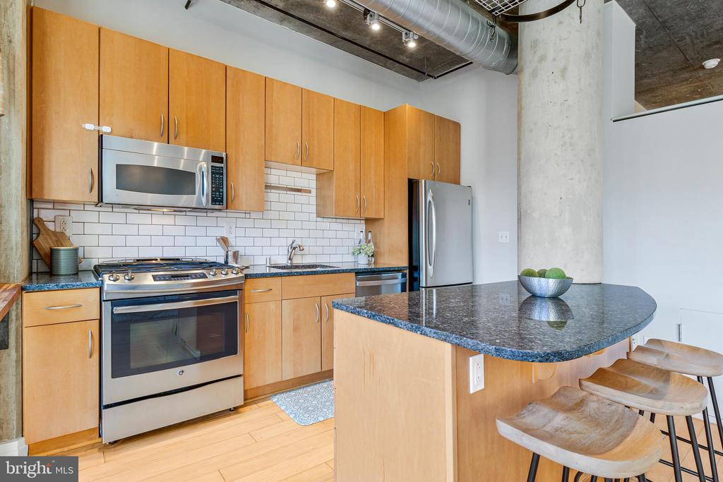 301 MASSACHUSETTS AVENUE NW 804