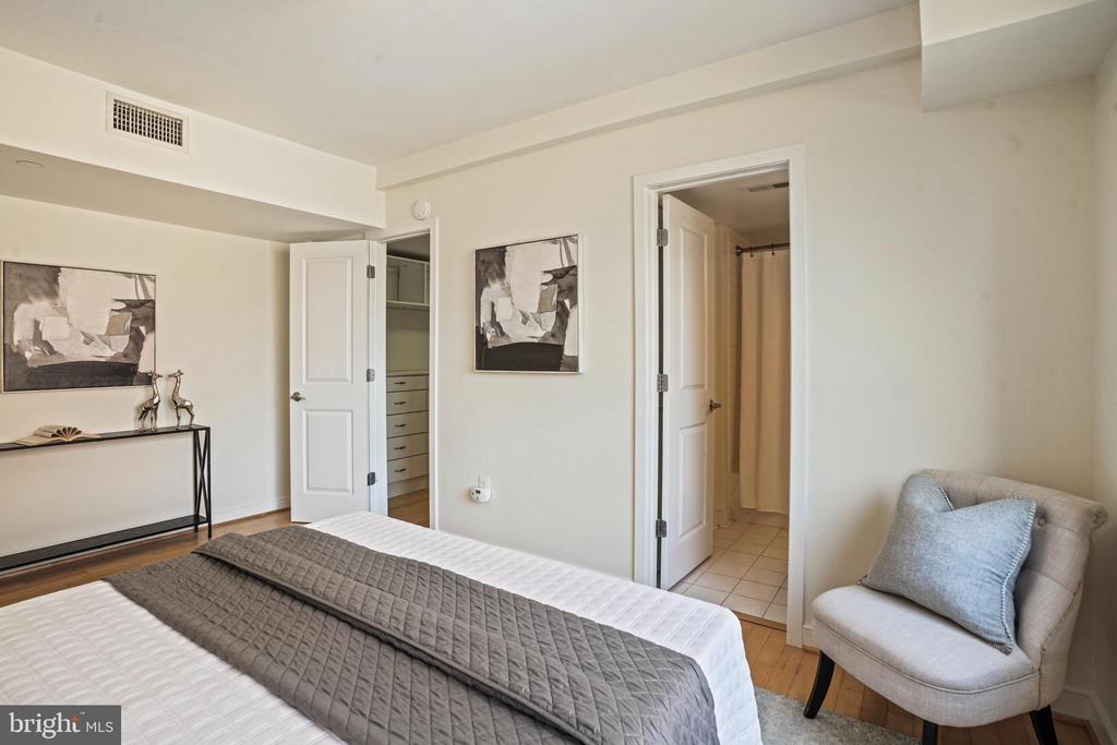 420 16TH STREET SE 103