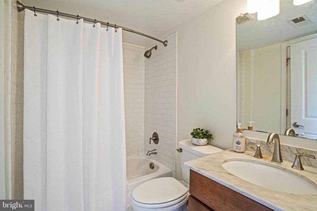 420 16TH STREET SE 103