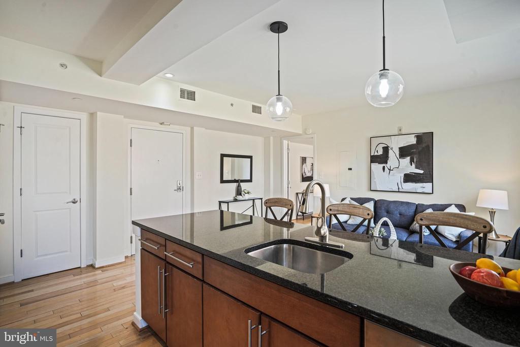 420 16TH STREET SE 103
