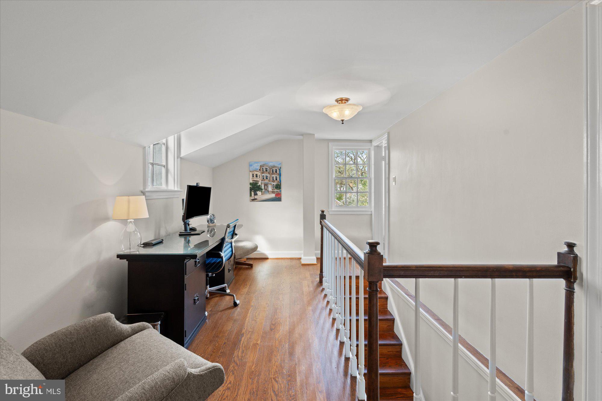3904 18TH STREET NW