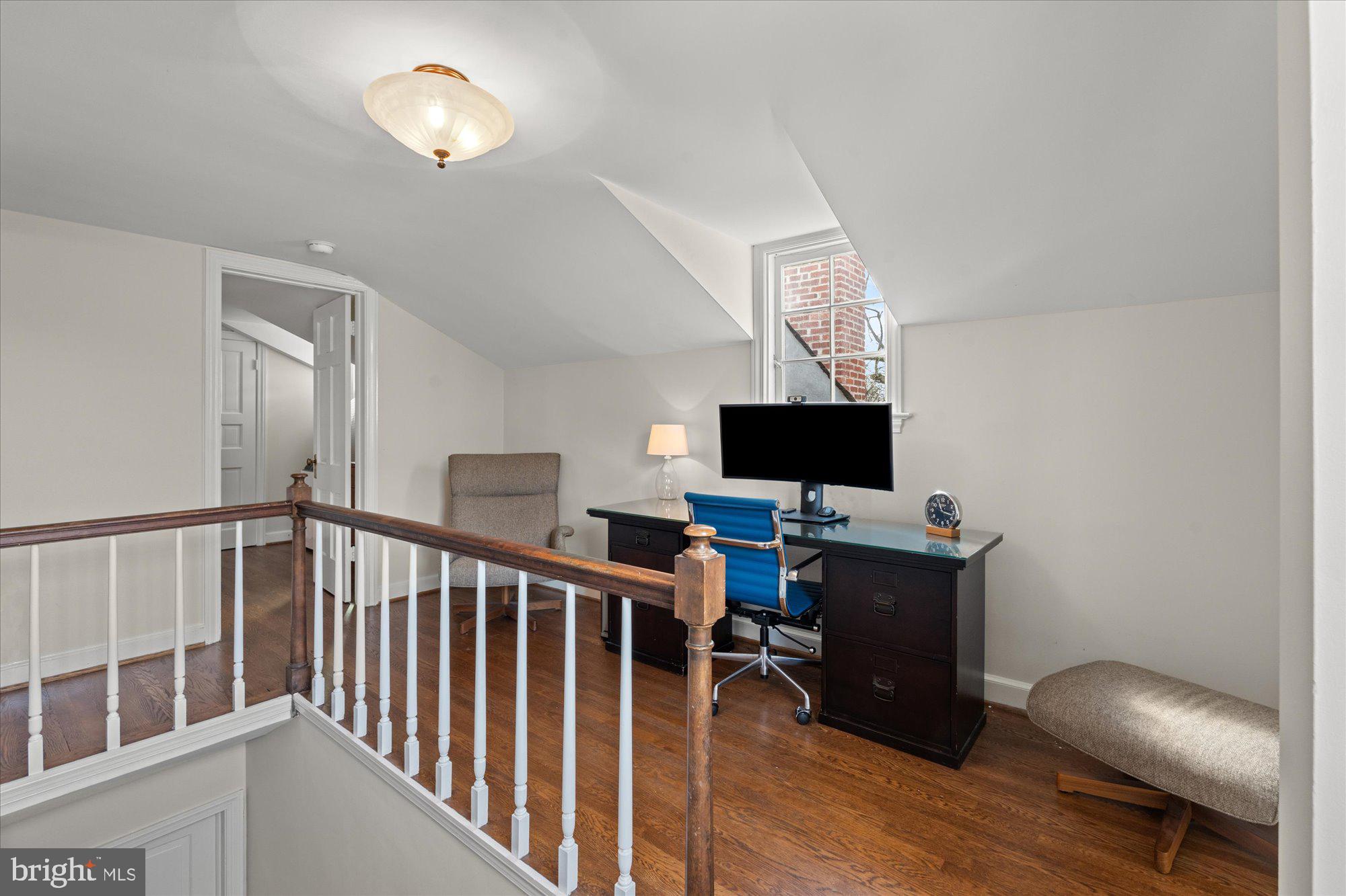 3904 18TH STREET NW