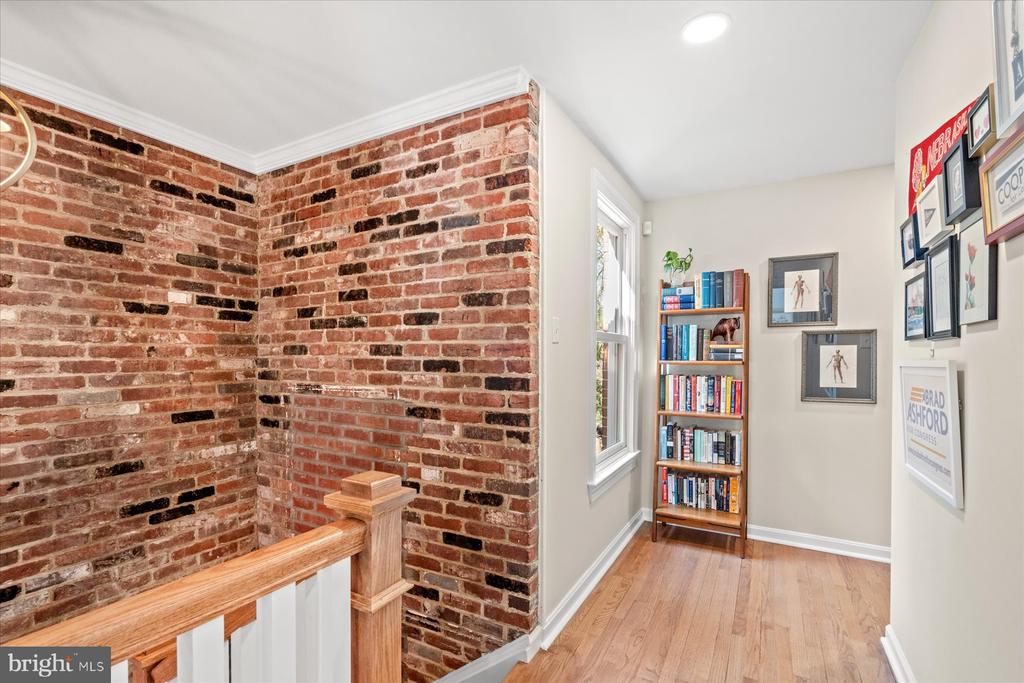 130 10TH STREET SE