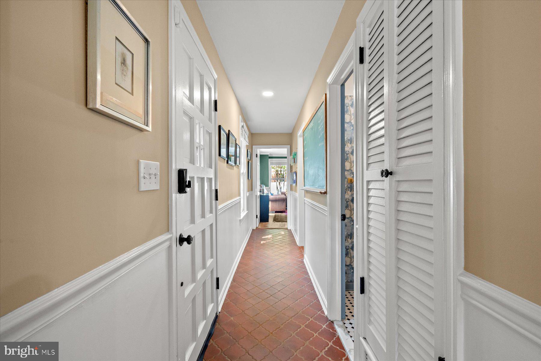130 10TH STREET SE