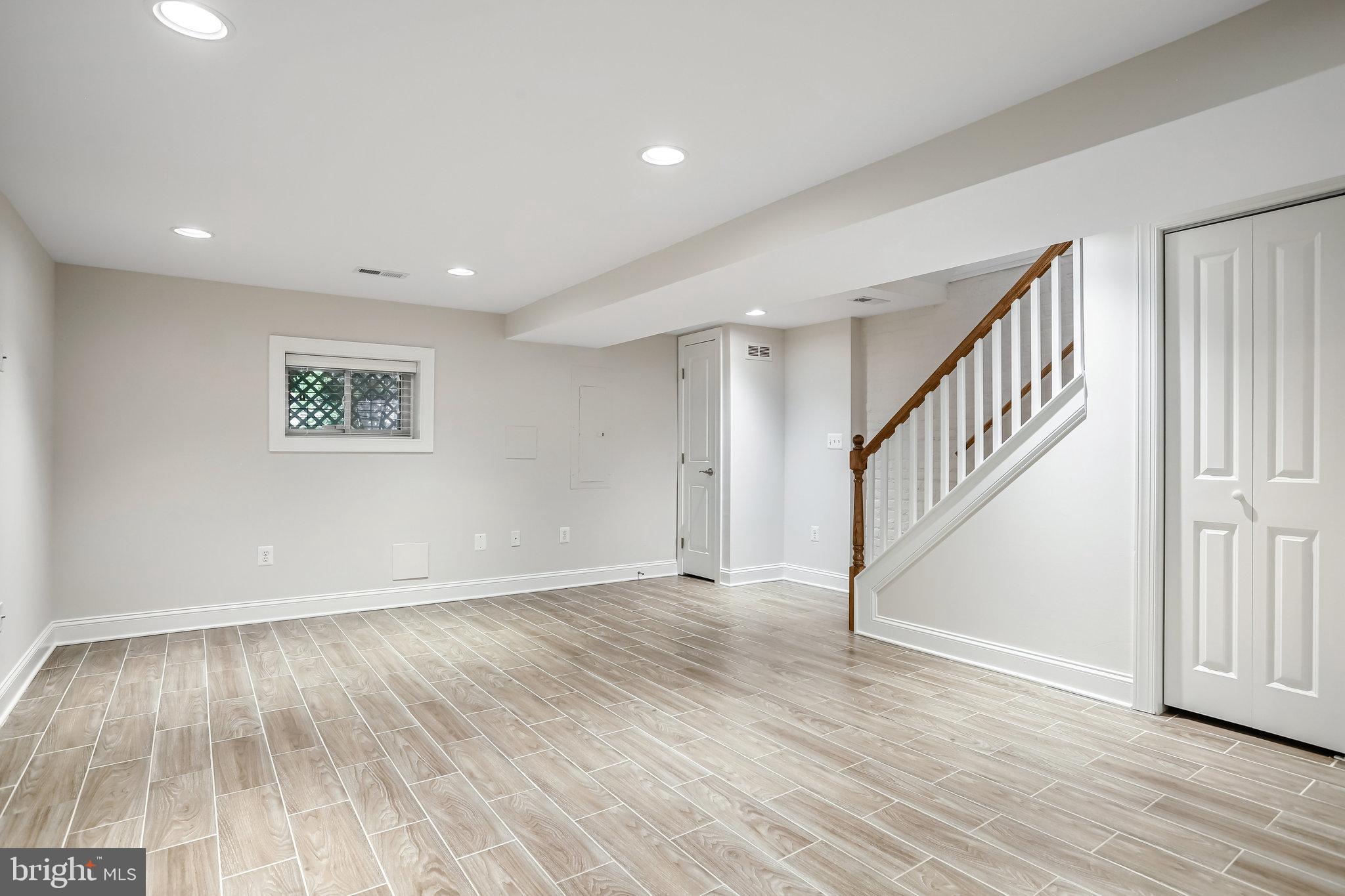 418 CRITTENDEN STREET NW