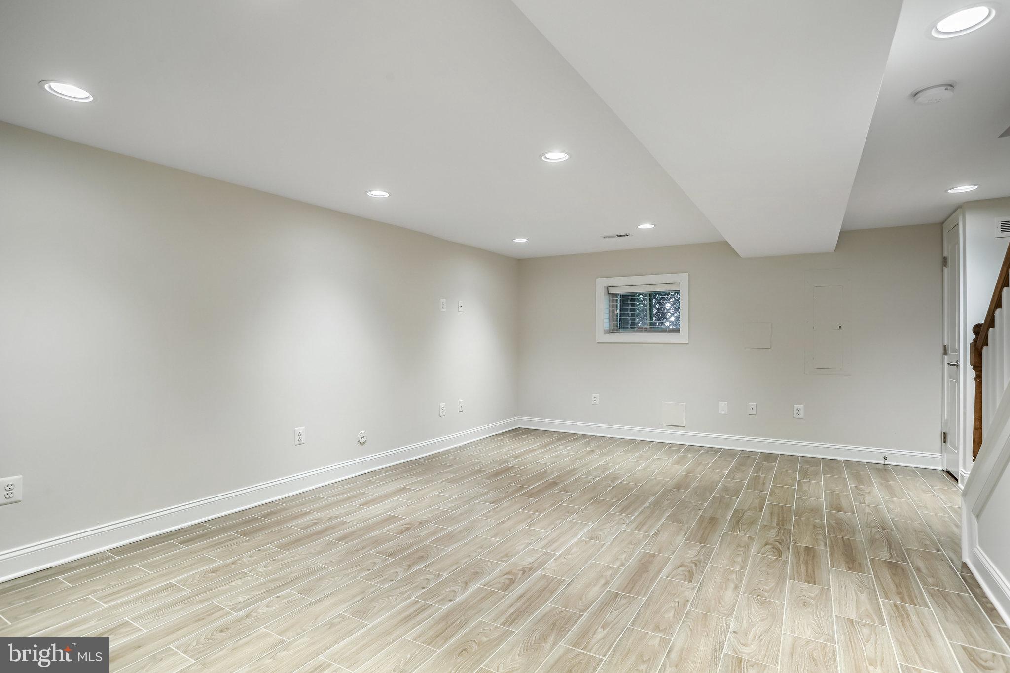 418 CRITTENDEN STREET NW