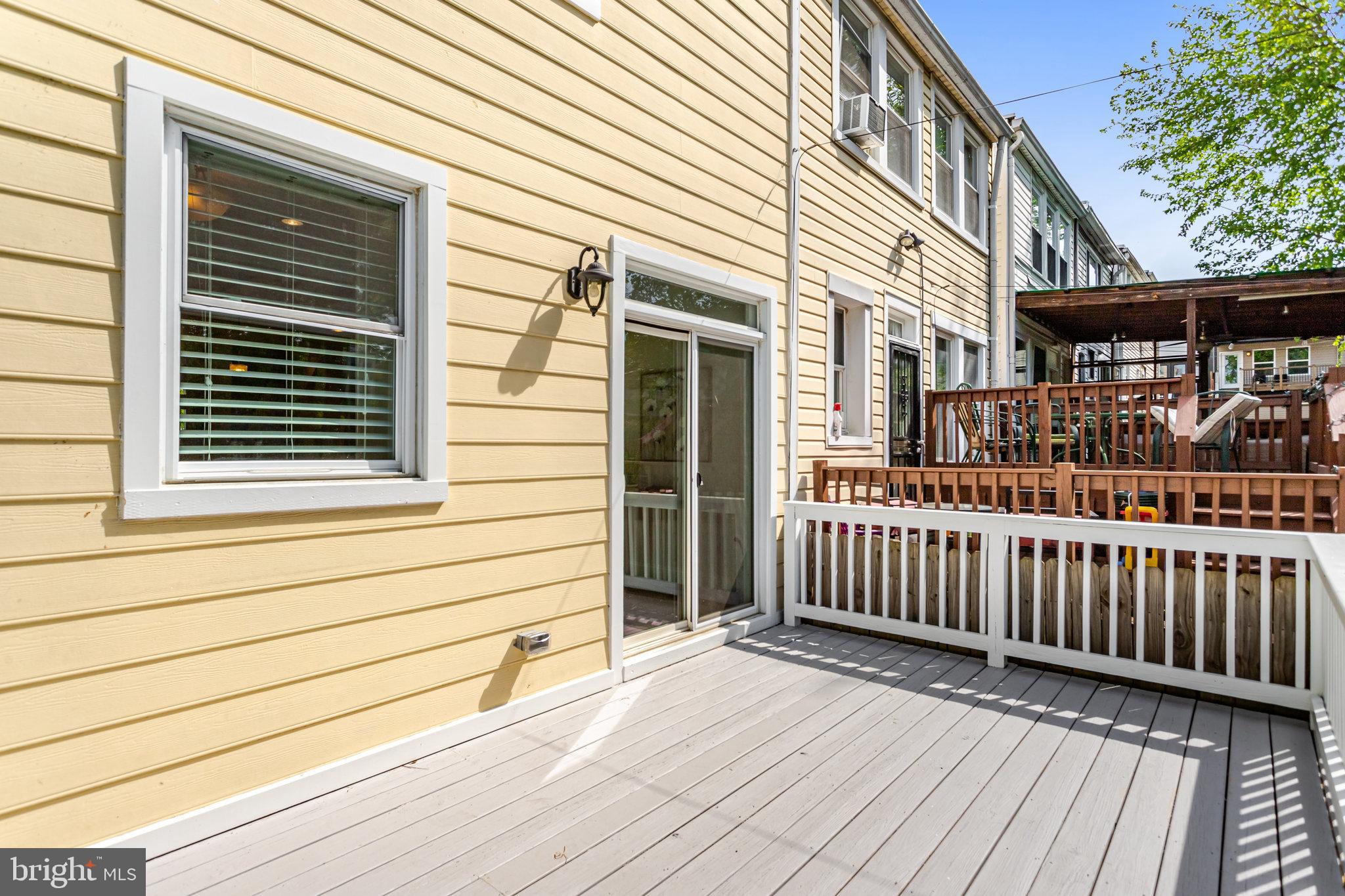 418 CRITTENDEN STREET NW