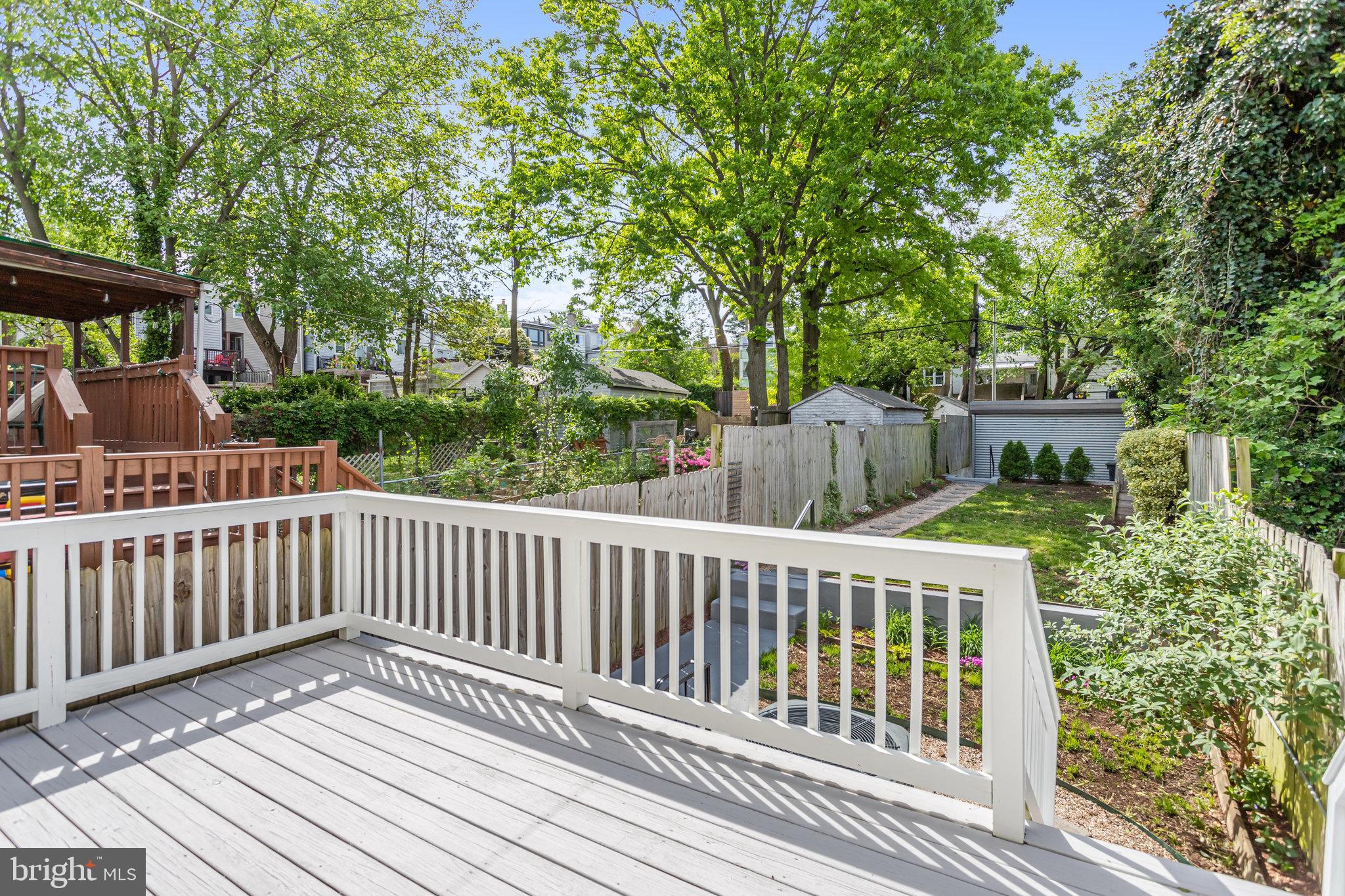 418 CRITTENDEN STREET NW