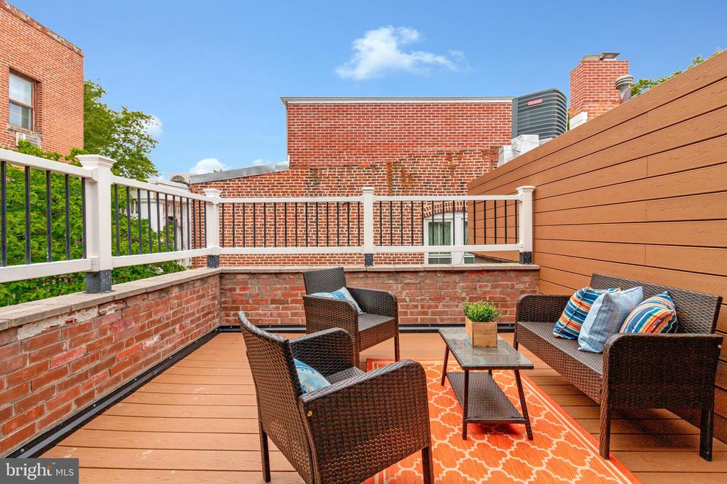 418 SEWARD SQUARE SE 3